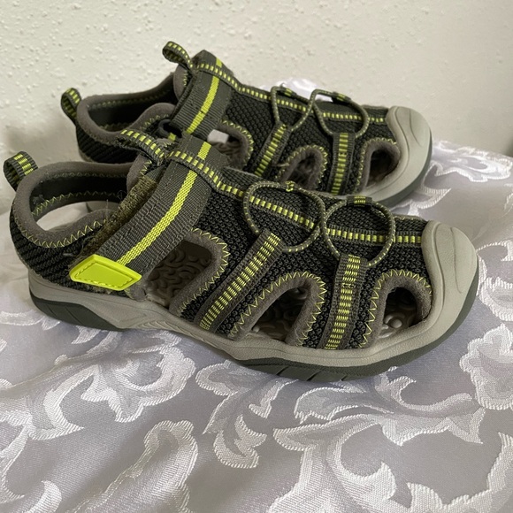 Other - Kids Outdoor Adventure Sandals - Green Size 11